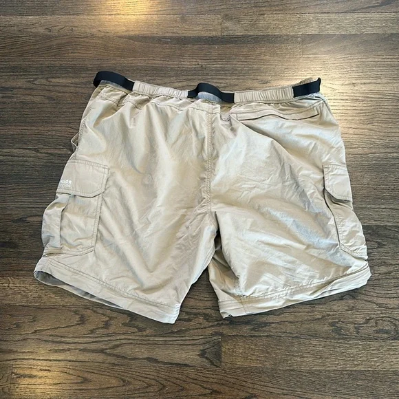 Gander Mountain Zip Shorts 2XL EUC - Picture 7 of 7